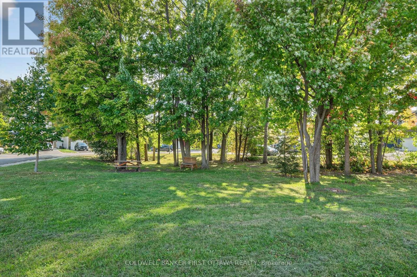 273 Kinglet Way, Ottawa, Ontario  K1E 2T9 - Photo 39 - X12430001