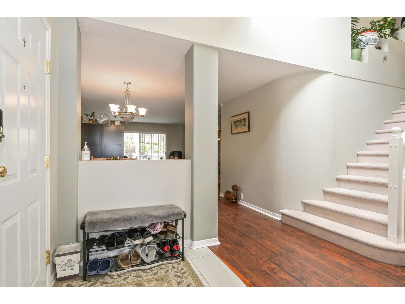 117 31406 Upper Maclure Road, Abbotsford, British Columbia  V2T 5L8 - Photo 3 - R3051320