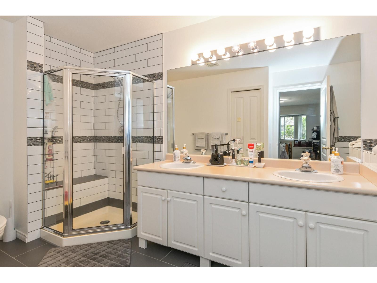 117 31406 Upper Maclure Road, Abbotsford, British Columbia  V2T 5L8 - Photo 17 - R3051320