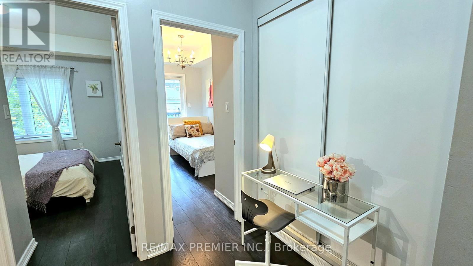 272 - 19 Coneflower Crescent, Toronto, Ontario  M2R 0A4 - Photo 6 - C12391189