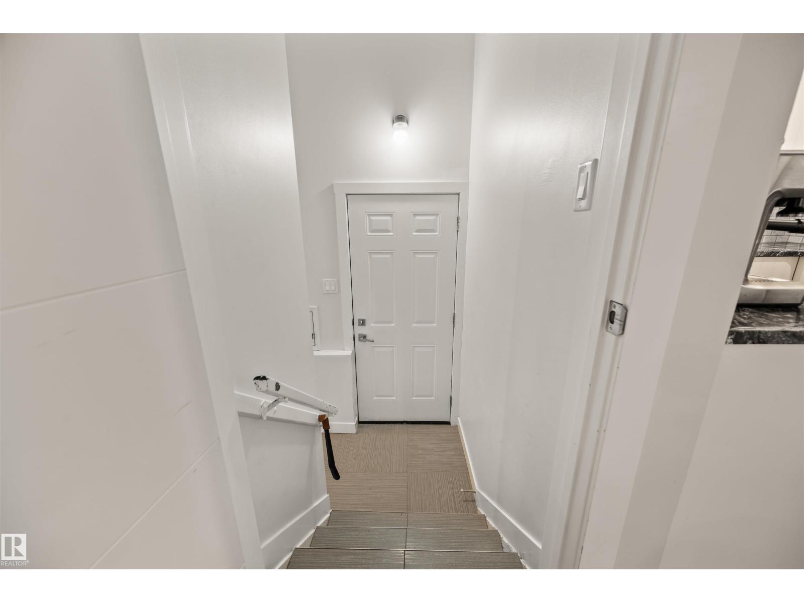 8608 Connors Rd Nw, Edmonton, Alberta  T6C 4B4 - Photo 19 - E4459692