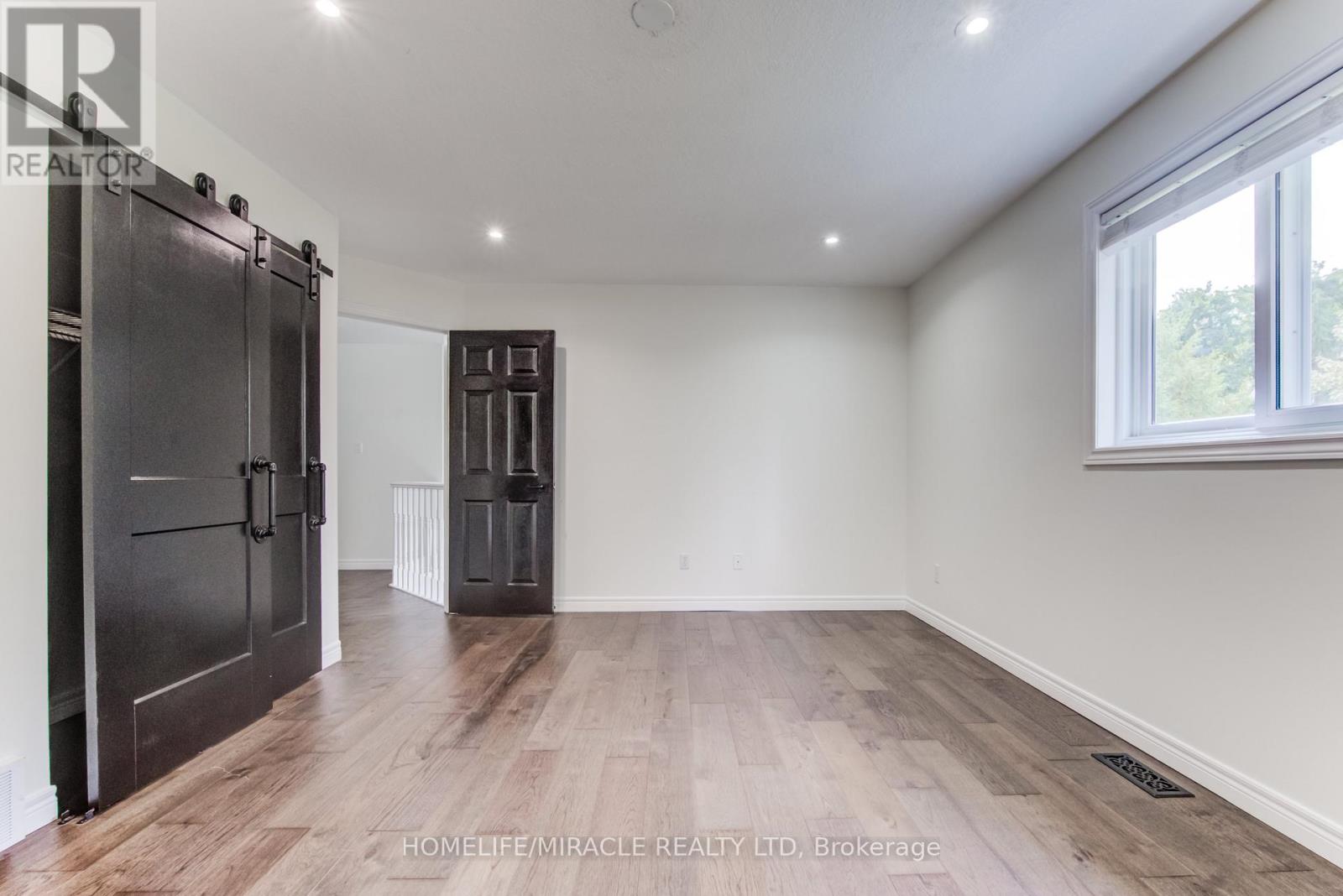 124 Winding Wood Crescent, Kitchener, Ontario  N2P 2L7 - Photo 27 - X12427496