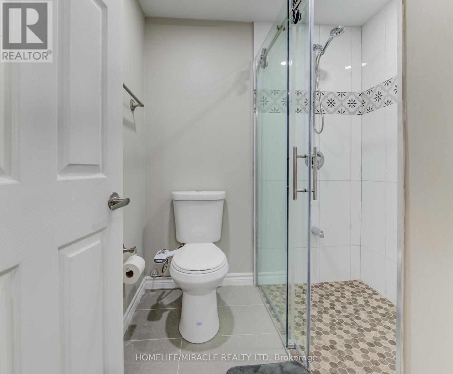 124 Winding Wood Crescent, Kitchener, Ontario  N2P 2L7 - Photo 37 - X12427496