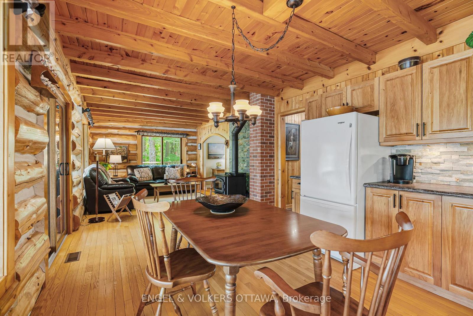 216 Connies Lane, Rideau Lakes, Ontario  K0G 1X0 - Photo 21 - X12330031