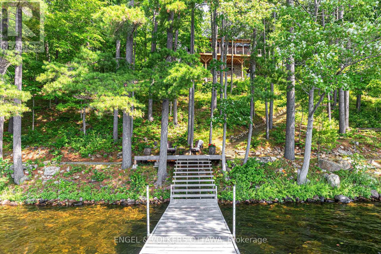 216 Connies Lane, Rideau Lakes, Ontario  K0G 1X0 - Photo 4 - X12330031