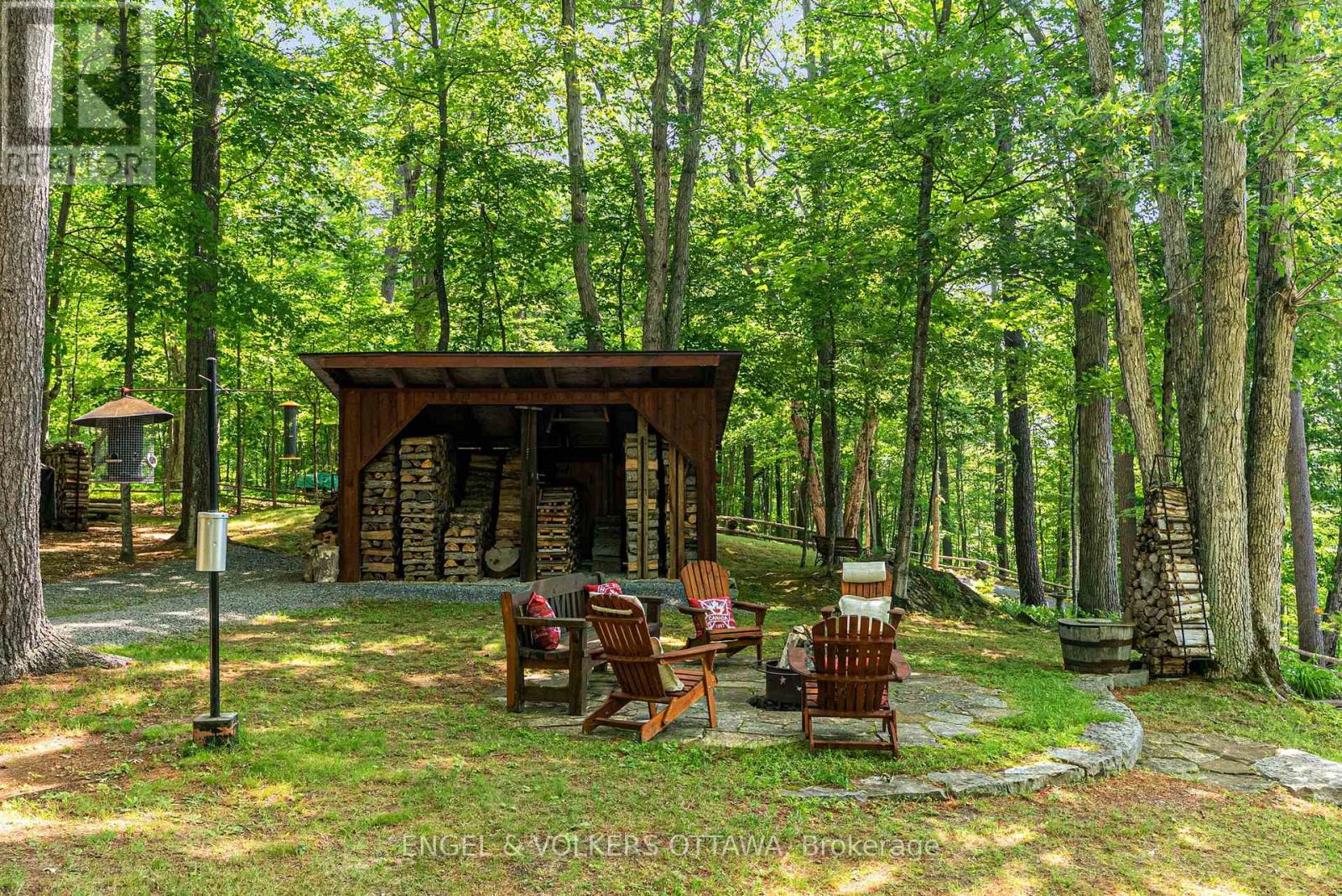 216 Connies Lane, Rideau Lakes, Ontario  K0G 1X0 - Photo 42 - X12330031