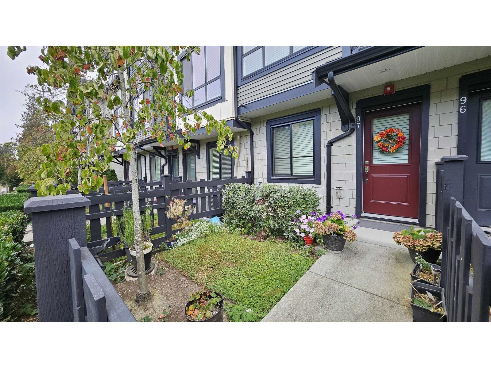 97 8570 204 Street, Langley, British Columbia  V1M 2Y5 - Photo 2 - R3046074