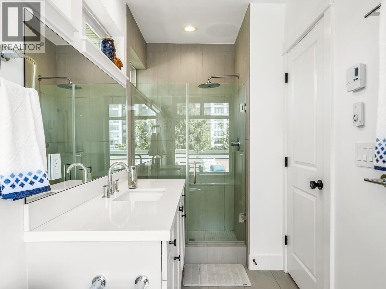 1664 St.georges Avenue, North Vancouver, British Columbia  V7L 3J7 - Photo 27 - R3050886