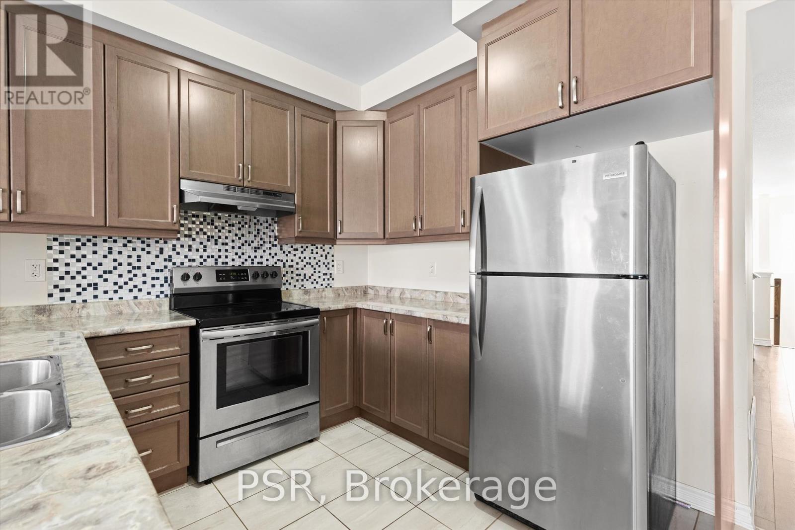 50 Jolly Way, Toronto, Ontario  M1P 0E2 - Photo 9 - E12429989