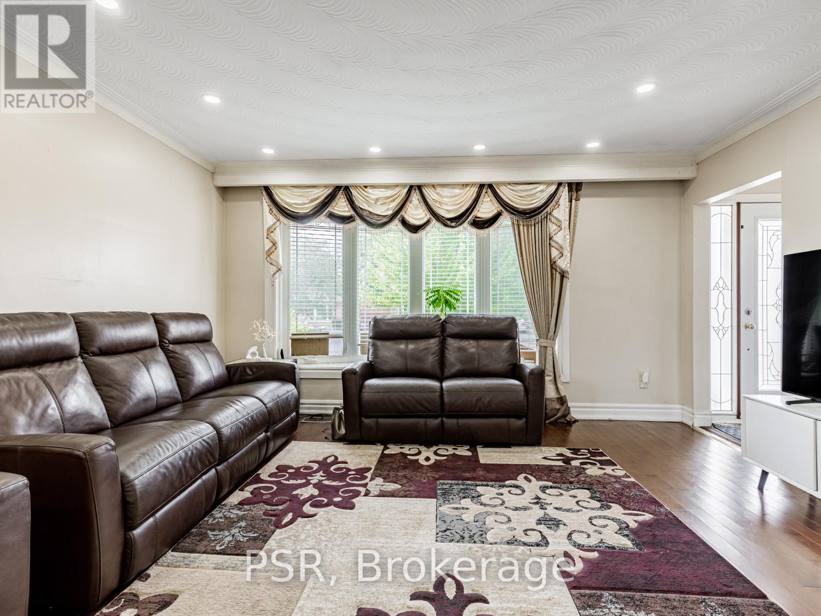 7 Willsteven Drive, Toronto, Ontario  M1G 1C5 - Photo 2 - E12429992