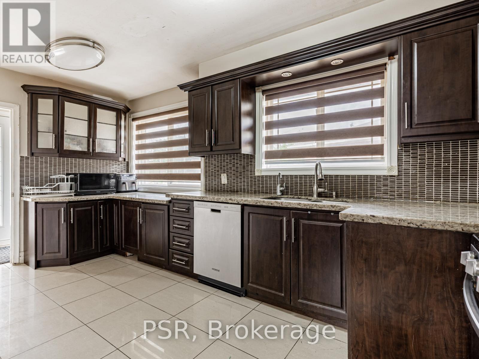 7 Willsteven Drive, Toronto, Ontario  M1G 1C5 - Photo 7 - E12429992