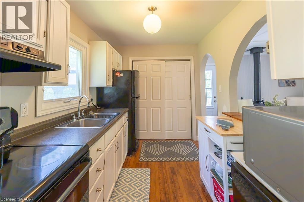 25 Bayview Estate Road, Fenelon Falls, Ontario  K0M 1N0 - Photo 7 - 40774121