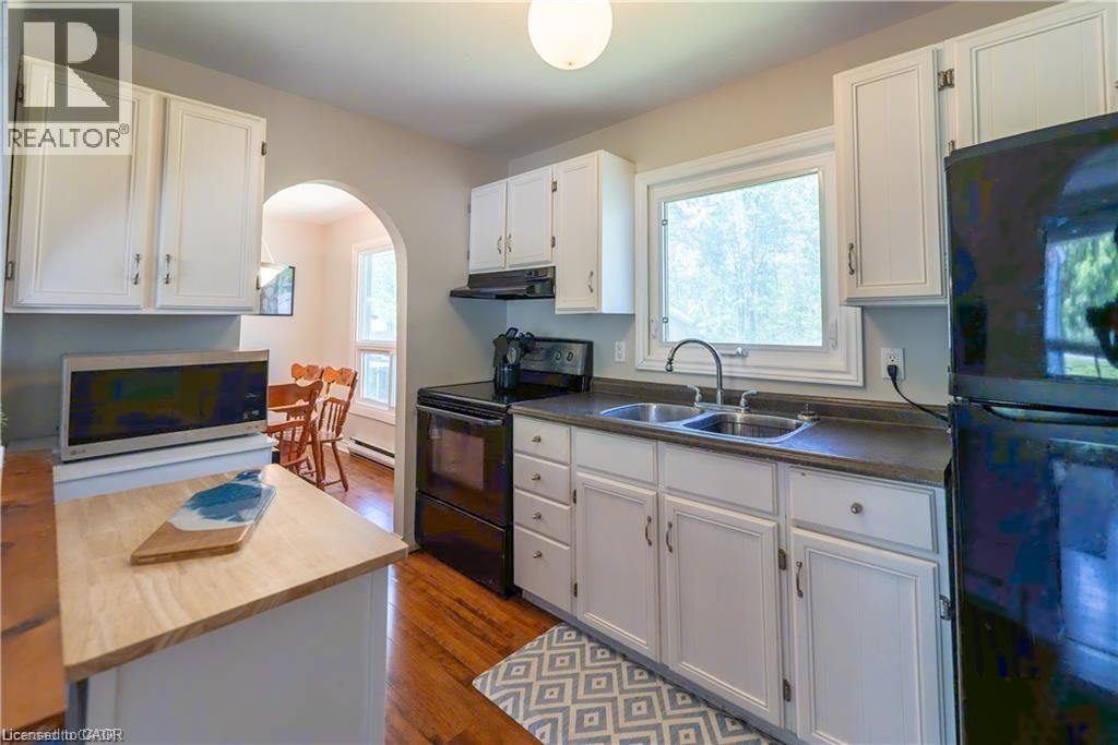 25 Bayview Estate Road, Fenelon Falls, Ontario  K0M 1N0 - Photo 8 - 40774121