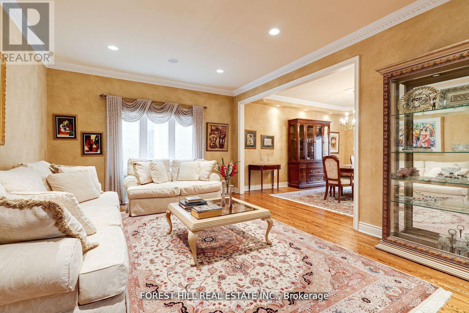 66 Sanibel Crescent, Vaughan, Ontario  L4J 8K7 - Photo 8 - N12429981