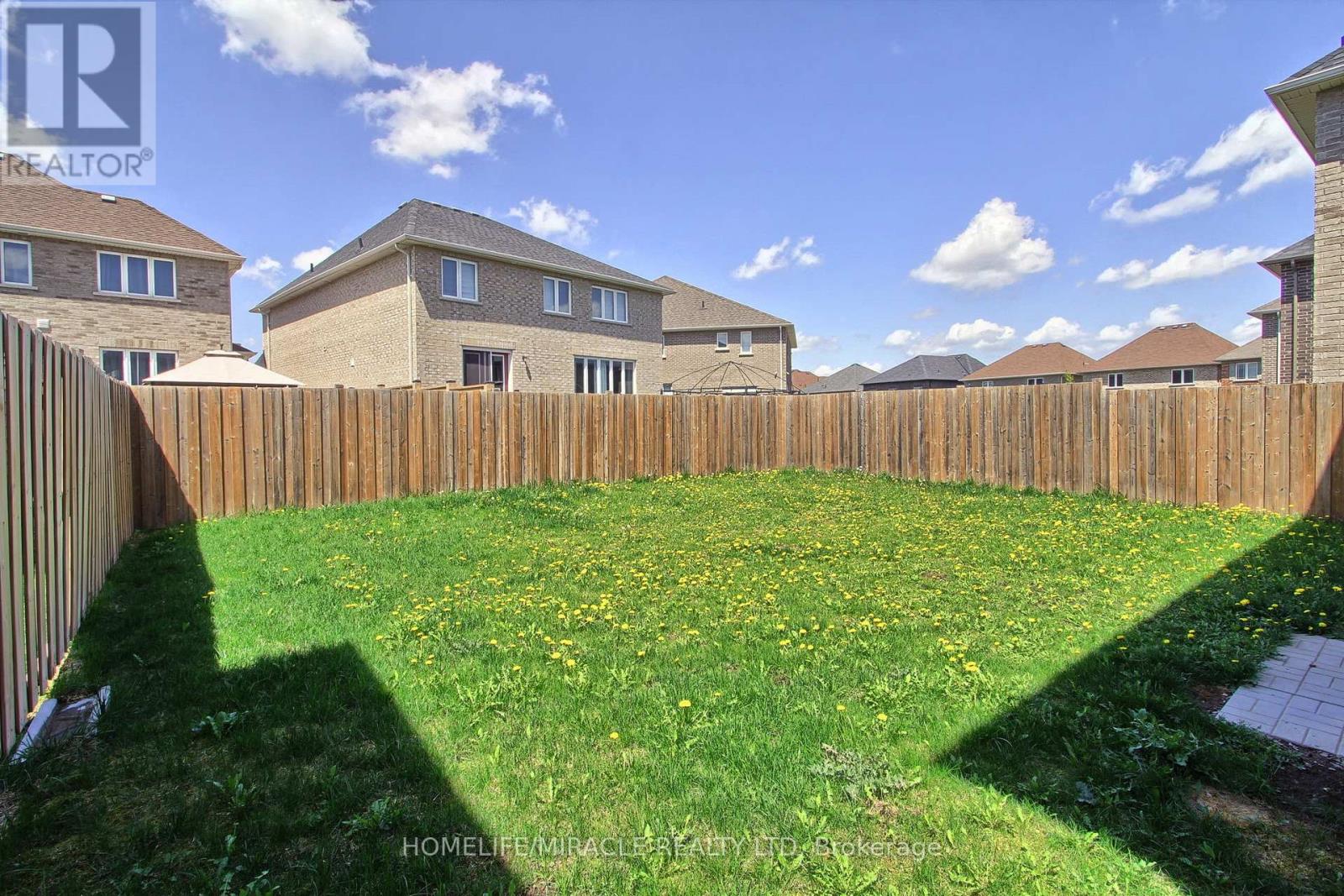 992 Green Street, Innisfil, Ontario  L0L 1W0 - Photo 41 - N12429985