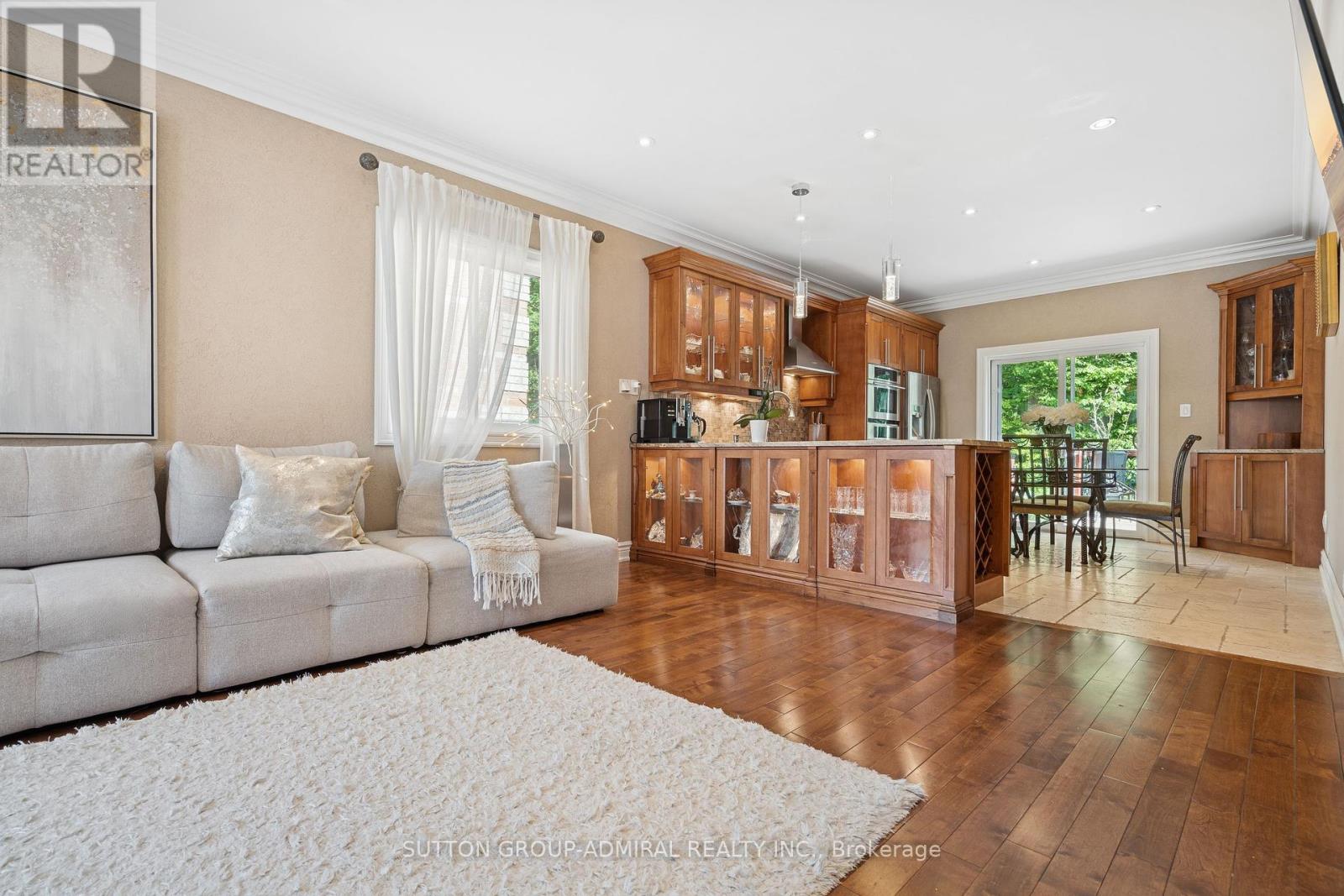 1221 Laurand Street, Innisfil, Ontario  L9S 0E6 - Photo 7 - N12430009