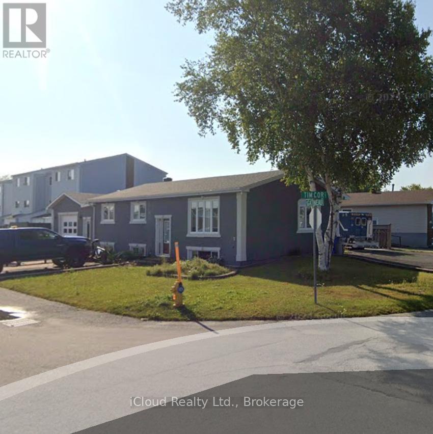 102 TIMCOR CRESCENT CRESCENT, Timmins, Ontario