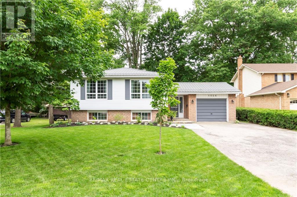 1026 ST MATTHEWS AVENUE, Burlington, Ontario