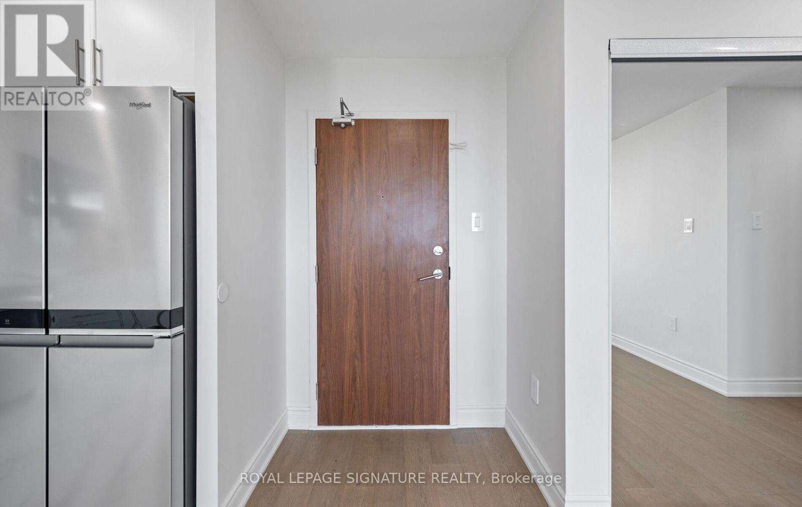 1005 - 2301 Derry Road W, Mississauga, Ontario  L5N 2R4 - Photo 10 - W12429982