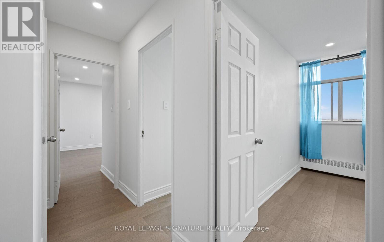 1005 - 2301 Derry Road W, Mississauga, Ontario  L5N 2R4 - Photo 28 - W12429982