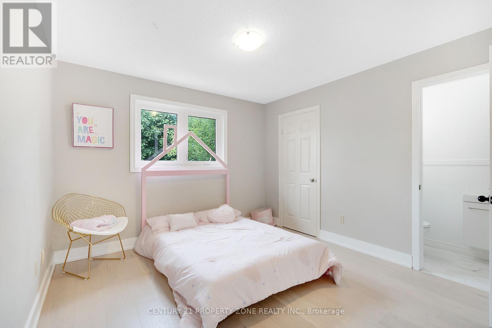 380 Summerchase Drive, Oakville, Ontario  L6H 5T7 - Photo 29 - W12429991