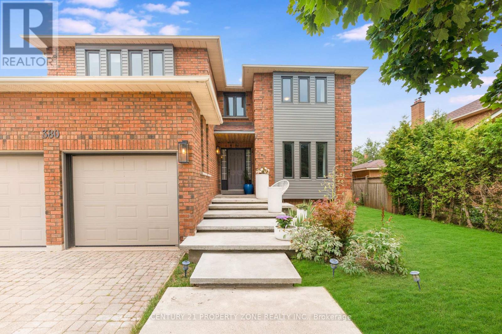 380 Summerchase Drive, Oakville, Ontario  L6H 5T7 - Photo 5 - W12429991