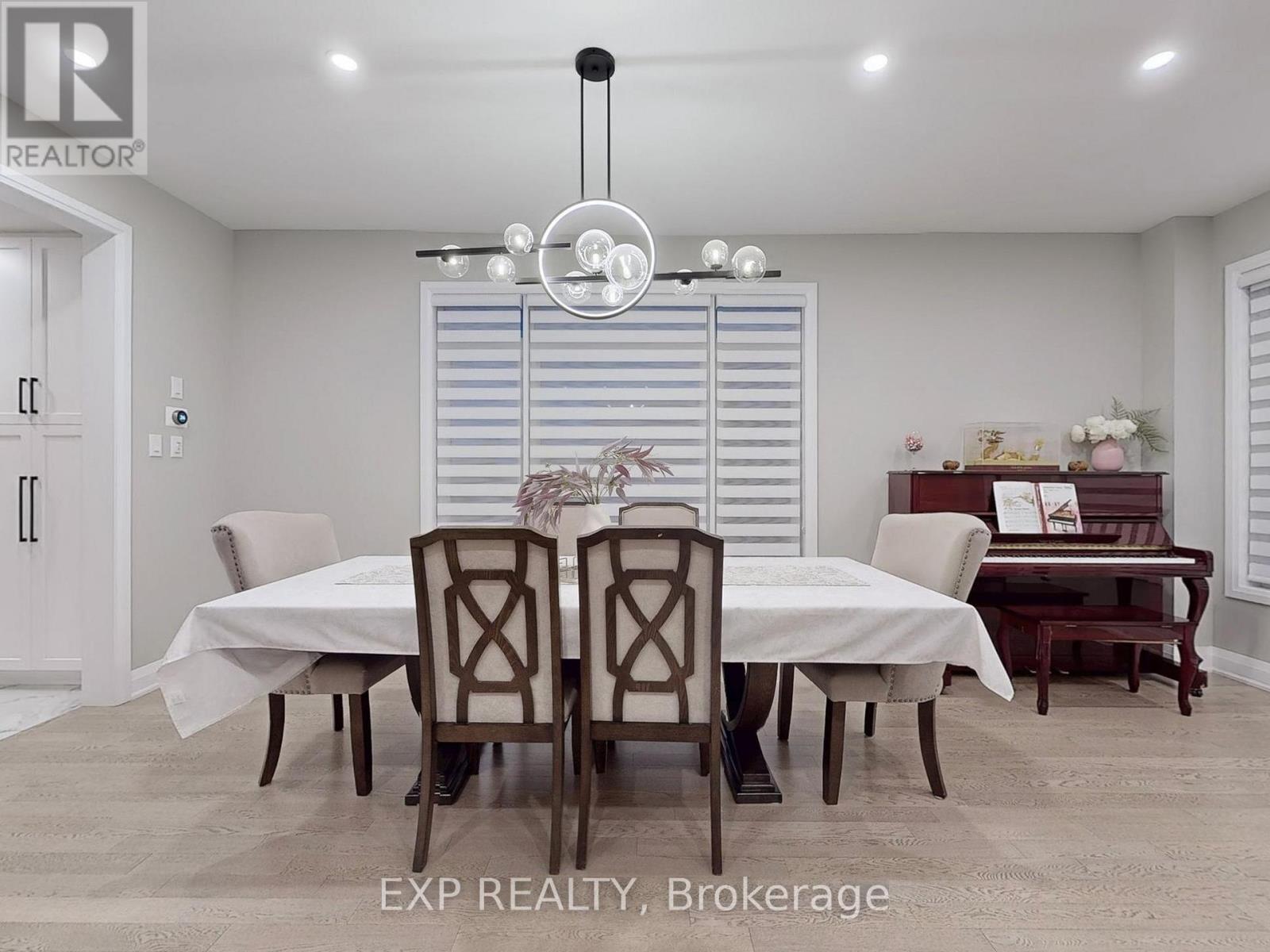 59 Lipscott Drive, Caledon, Ontario  L7C 4K1 - Photo 14 - W12430016