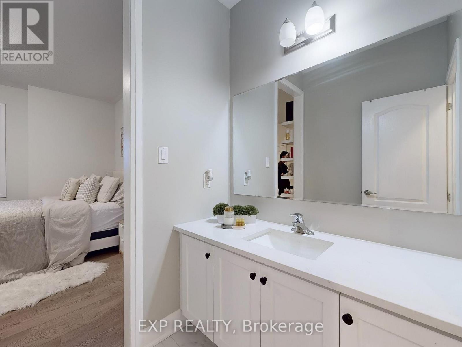 59 Lipscott Drive, Caledon, Ontario  L7C 4K1 - Photo 29 - W12430016