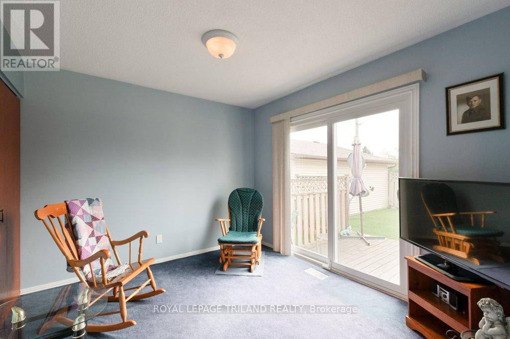 19 Paddon Street, St. Thomas, Ontario  N5R 5S8 - Photo 17 - X12415851