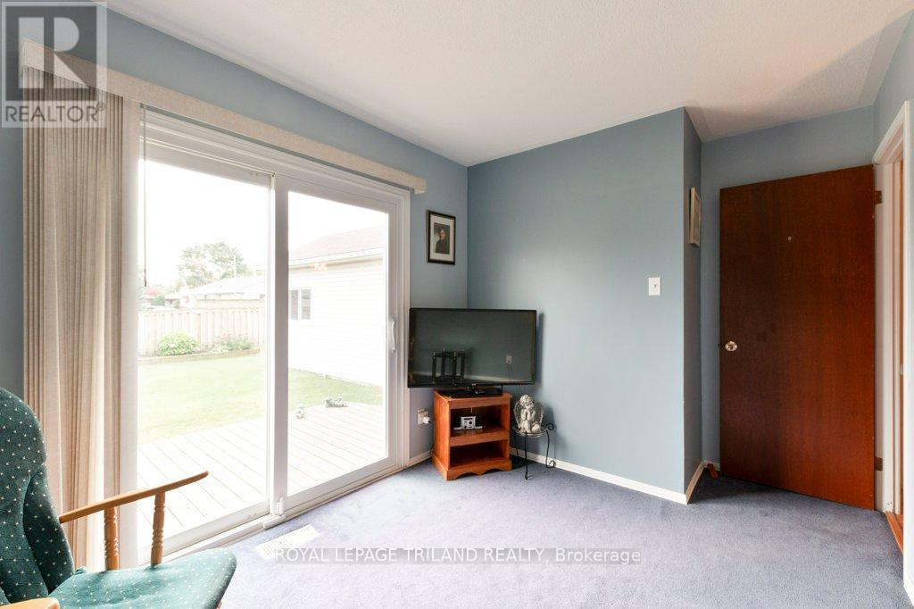 19 Paddon Street, St. Thomas, Ontario  N5R 5S8 - Photo 16 - X12415851