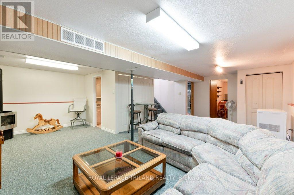 19 Paddon Street, St. Thomas, Ontario  N5R 5S8 - Photo 22 - X12415851