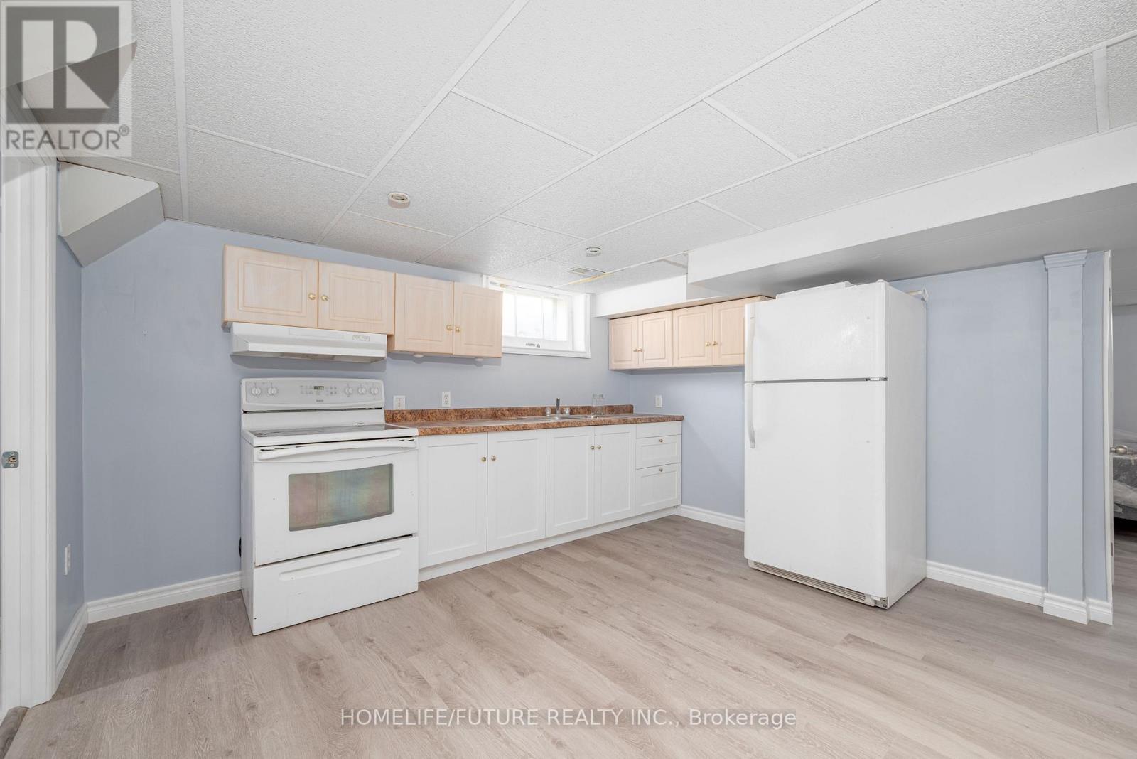 4045 Hwy 35, Kawartha Lakes, Ontario  K0M 1G0 - Photo 10 - X12429960