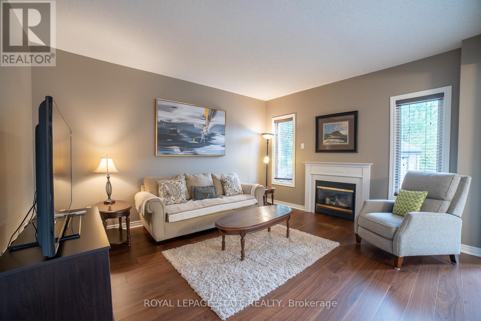 120 Sundial Crescent, Hamilton, Ontario  L9H 7R8 - Photo 12 - X12429972
