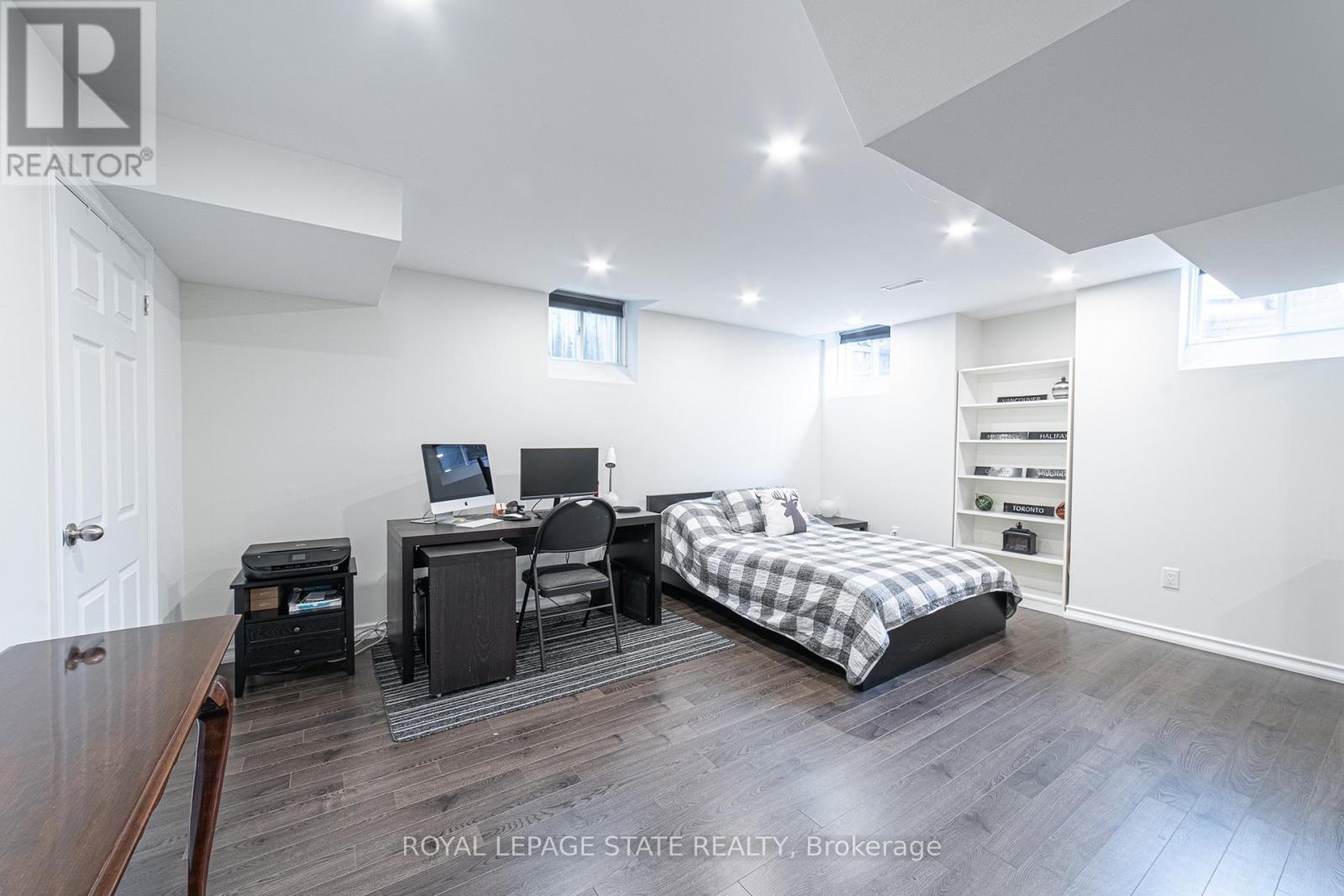 120 Sundial Crescent, Hamilton, Ontario  L9H 7R8 - Photo 39 - X12429972