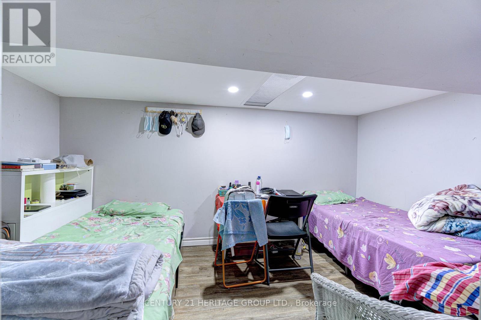 13 Cameron Avenue N, Hamilton, Ontario  L8H 4Y9 - Photo 15 - X12430000