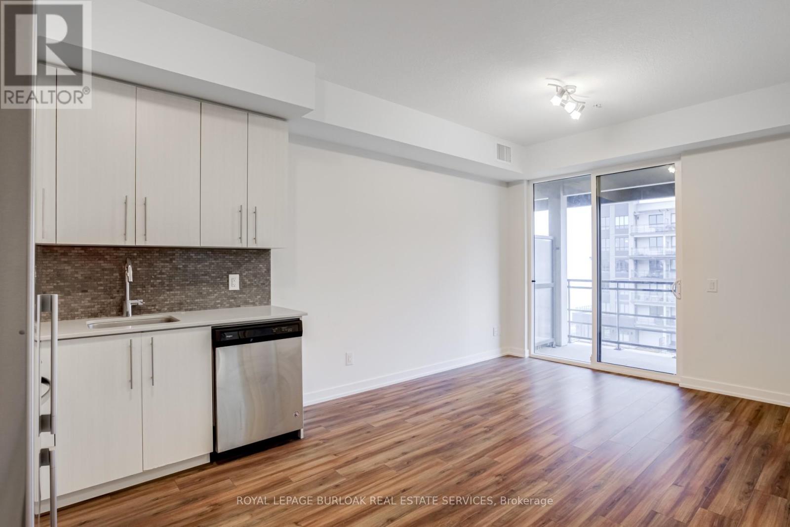 422 - 40 Esplanade Lane, Grimsby, Ontario  L3M 0G9 - Photo 6 - X12430004