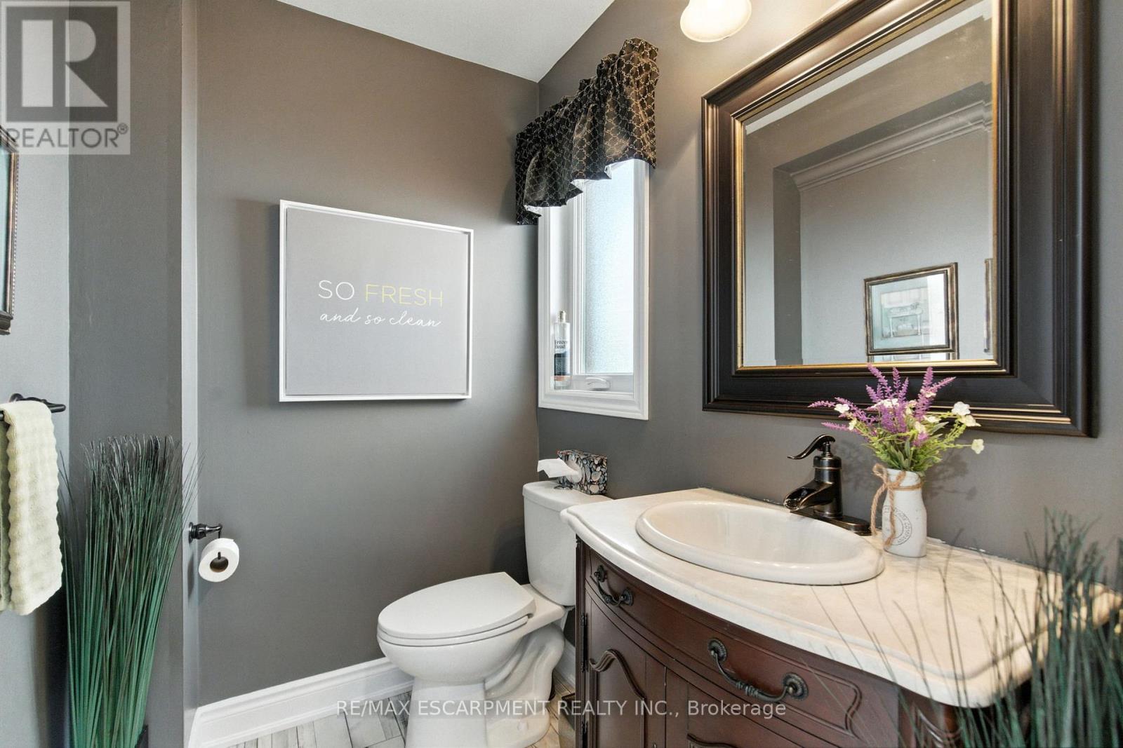 36 Pinecreek Road, Hamilton, Ontario  L0R 2H5 - Photo 20 - X12430007