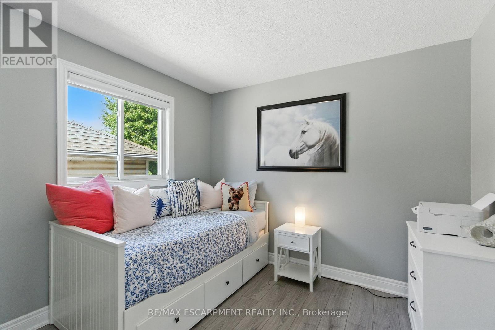 36 Pinecreek Road, Hamilton, Ontario  L0R 2H5 - Photo 35 - X12430007