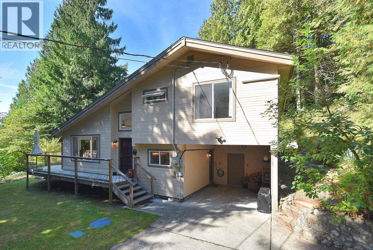 5640 CARMEL PLACE, Sechelt, British Columbia