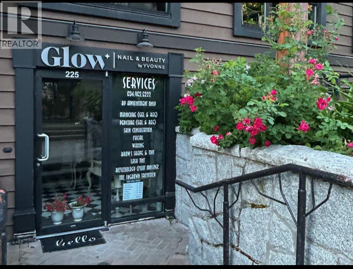 225 2063 LAKE PLACID ROAD, Whistler, British Columbia