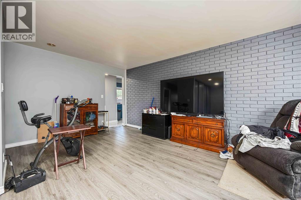 910 Charlesworth Street, Sarnia, Ontario  N7V 2S2 - Photo 19 - 25024296