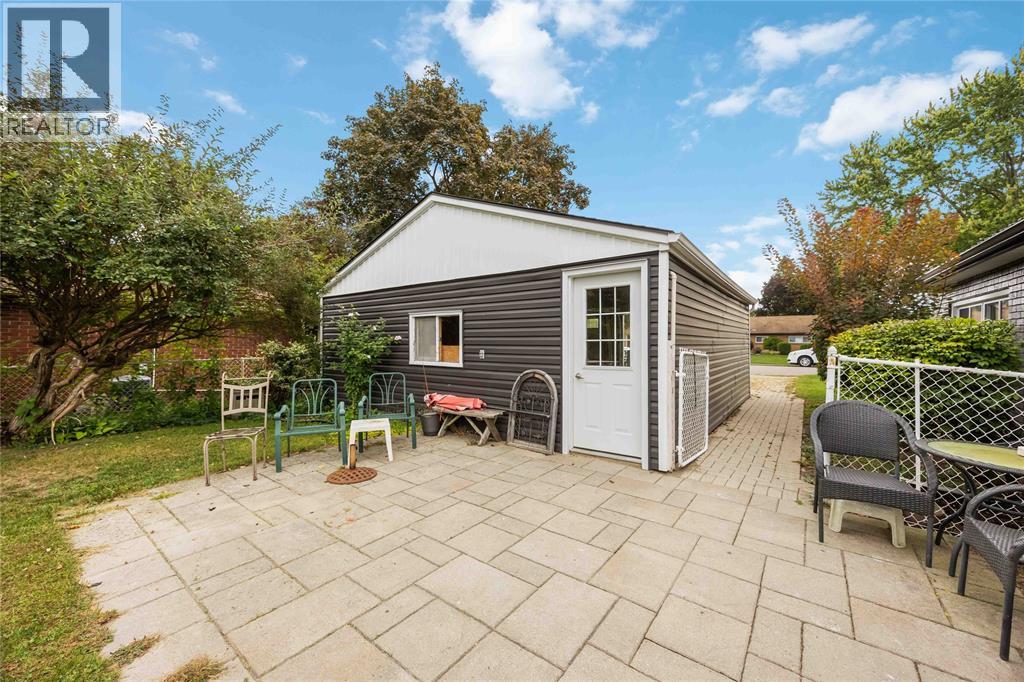 910 Charlesworth Street, Sarnia, Ontario  N7V 2S2 - Photo 30 - 25024296