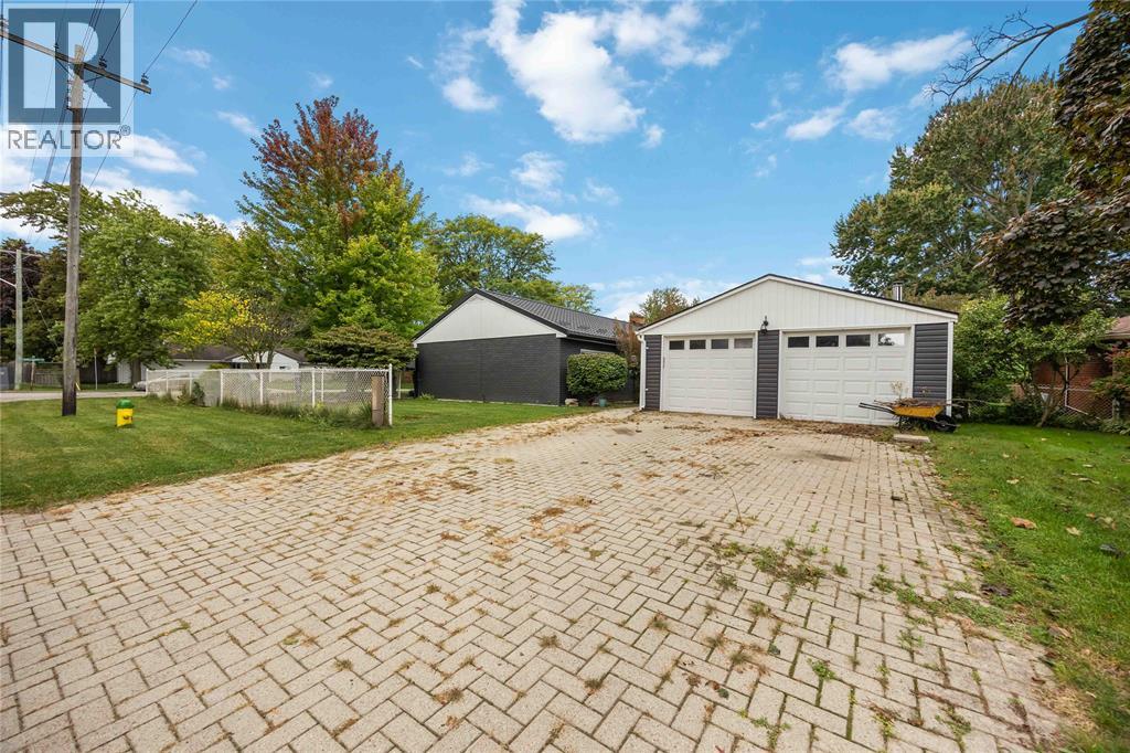 910 Charlesworth Street, Sarnia, Ontario  N7V 2S2 - Photo 34 - 25024296