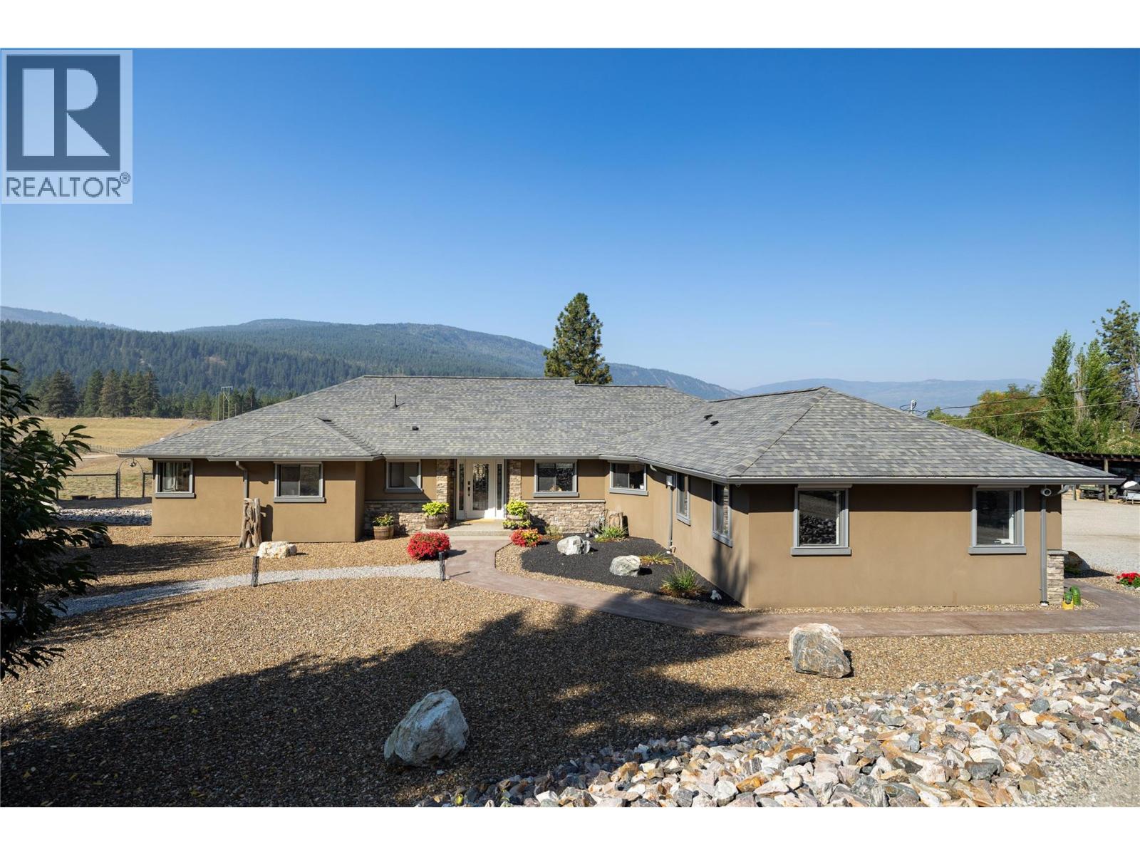 1258 Round Lake Road, spallumcheen, British Columbia