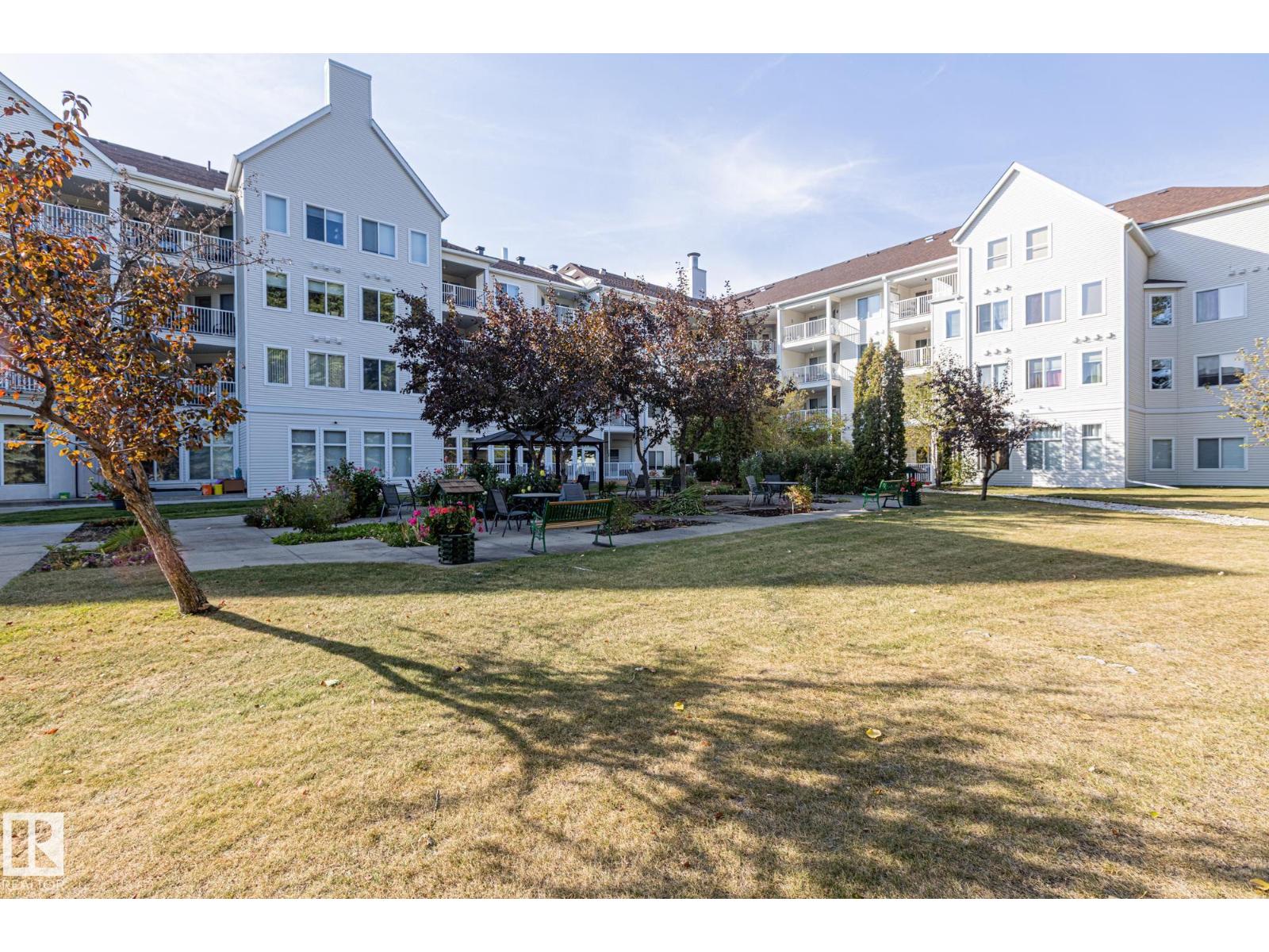 #414 78 MCKENNEY AV, St. Albert, Alberta