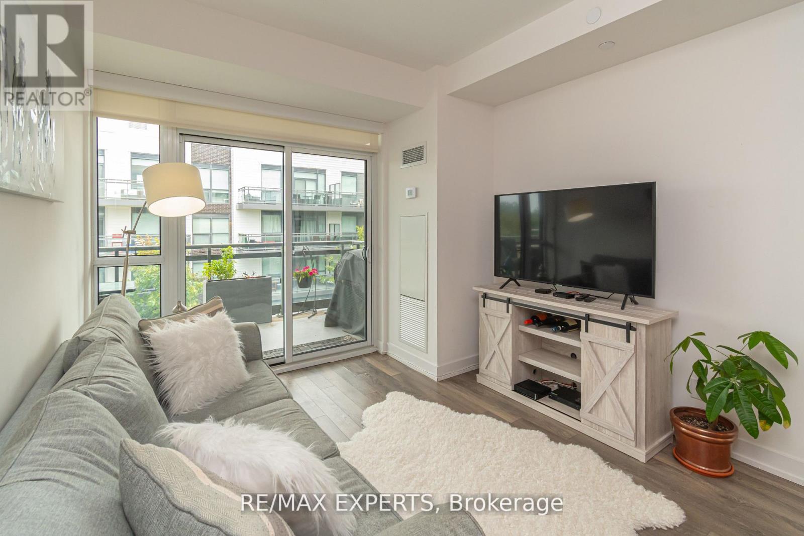 C315 - 301 Sea Ray Avenue, Innisfil, Ontario  L9S 0L8 - Photo 13 - N12430020