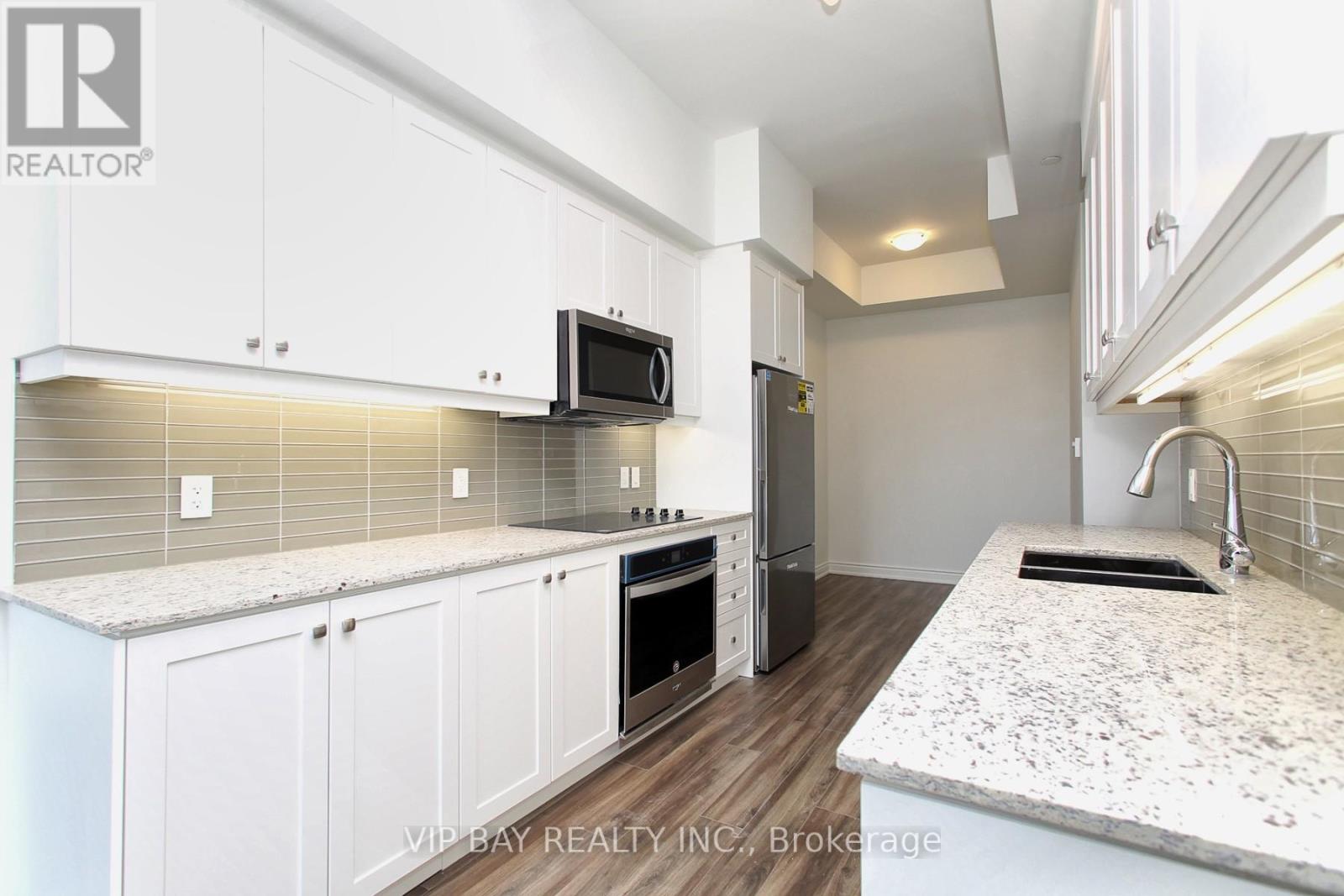 1608 - 9618 Yonge Street, Richmond Hill, Ontario  L4C 0X5 - Photo 7 - N12430021