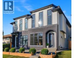 4136 7 Avenue SW Rosscarrock