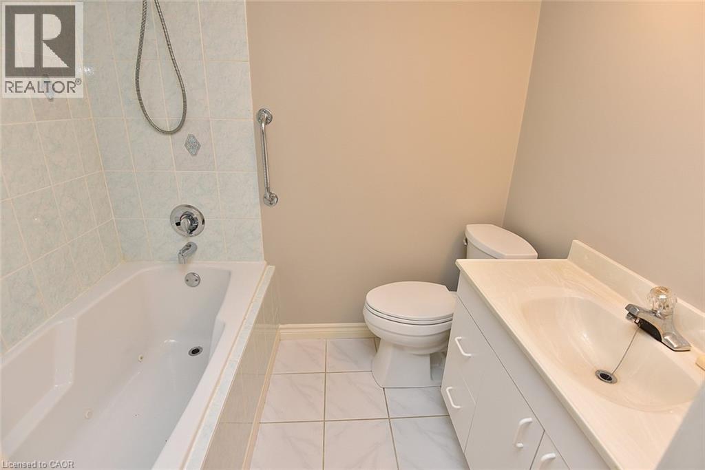 157 Silverbirch Boulevard, Mount Hope, Ontario  L0R 1W0 - Photo 24 - 40774082