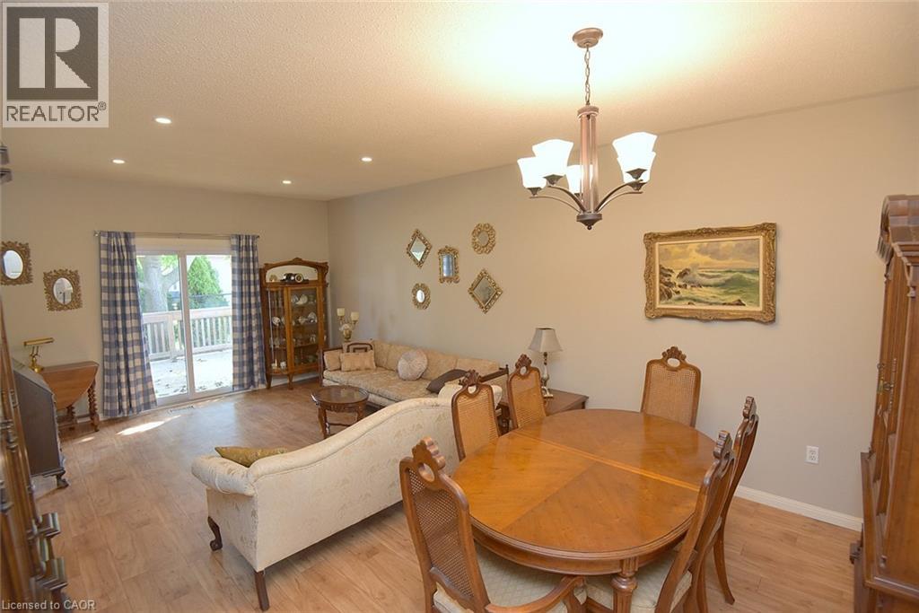 157 Silverbirch Boulevard, Mount Hope, Ontario  L0R 1W0 - Photo 3 - 40774082